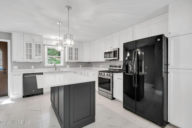 28 Grand Tour, Highlands, NJ 07732