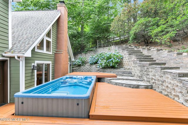 28 Grand Tour, Highlands, NJ 07732
