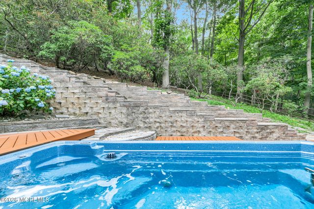 28 Grand Tour, Highlands, NJ 07732