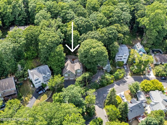 28 Grand Tour, Highlands, NJ 07732
