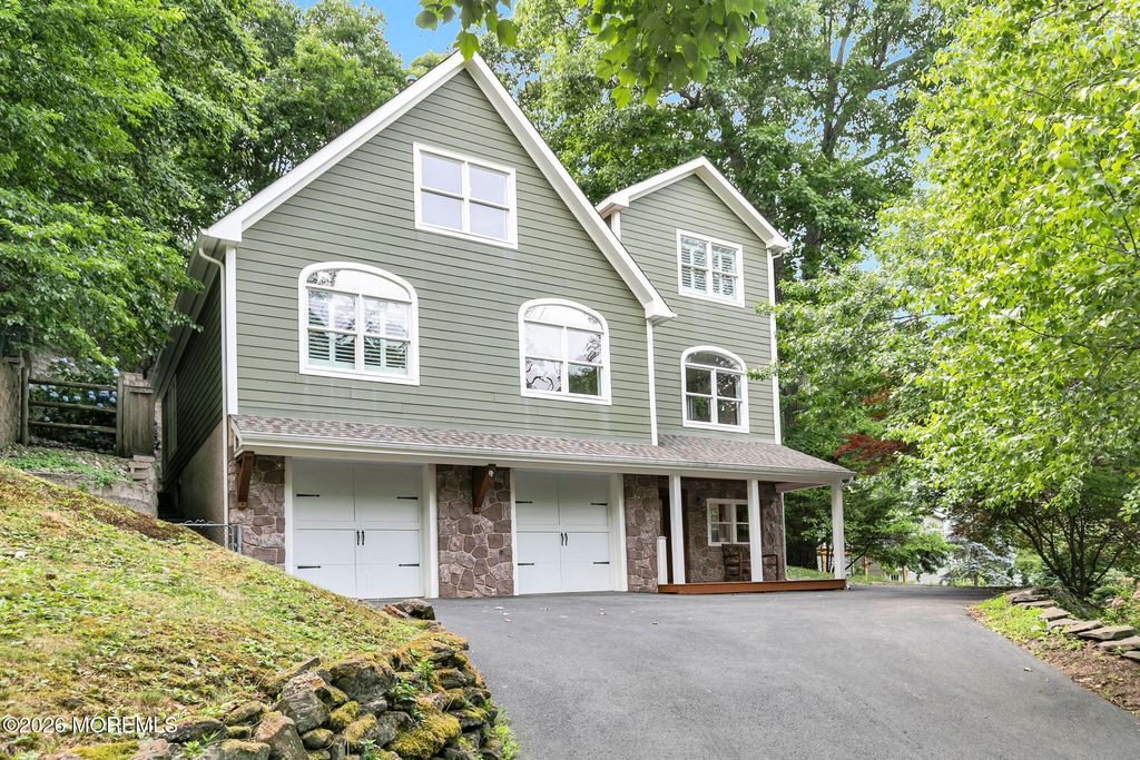 28 Grand Tour, Highlands, NJ 07732