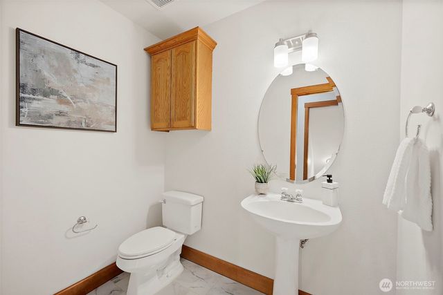 2110 26th Place SE, Puyallup, WA 98372