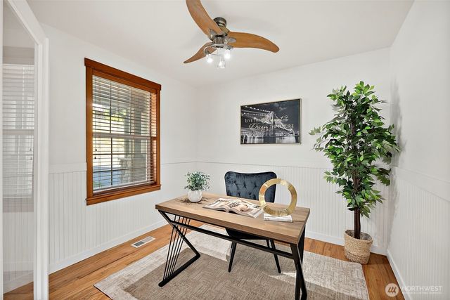 2110 26th Place SE, Puyallup, WA 98372