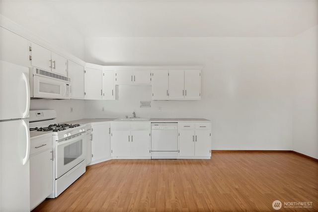 2110 26th Place SE, Puyallup, WA 98372