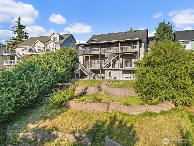 2110 26th Place SE, Puyallup, WA 98372