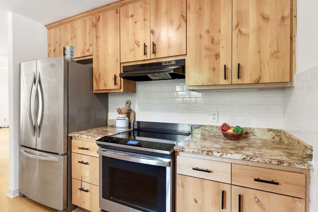 6808 Smokey Hill RD, Austin, TX 78736