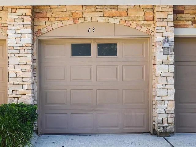 63 Scarlet Woods Court, Spring, TX 77380