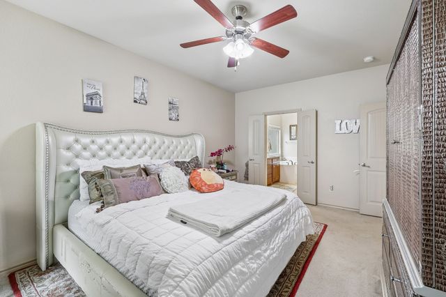 5220 Prestwick Drive, Arlington, TX 76001