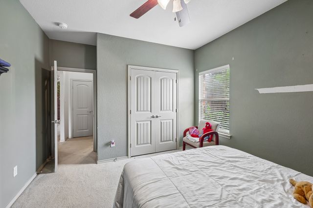 5220 Prestwick Drive, Arlington, TX 76001