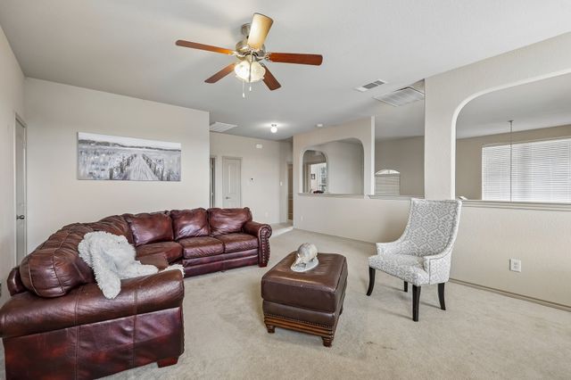 5220 Prestwick Drive, Arlington, TX 76001