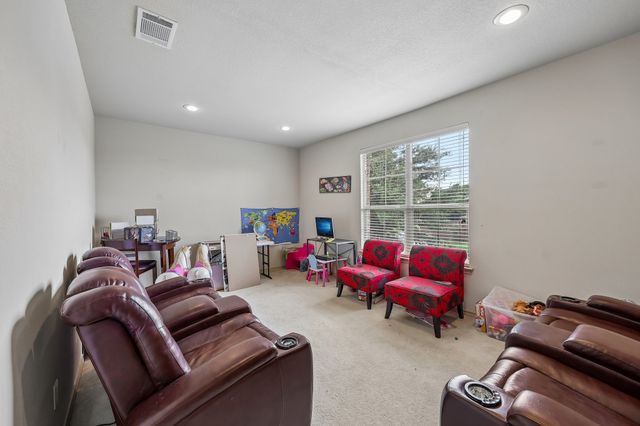 5220 Prestwick Drive, Arlington, TX 76001
