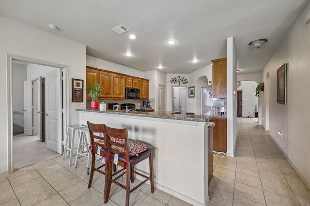 5220 Prestwick Drive, Arlington, TX 76001