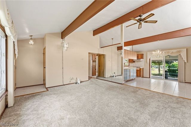1226 Golden Gate Boulevard, Mayfield Heights, OH 44124