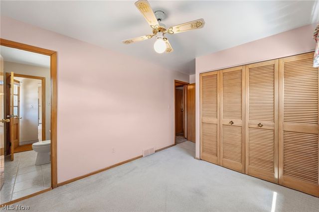 1226 Golden Gate Boulevard, Mayfield Heights, OH 44124