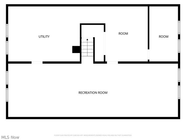 1226 Golden Gate Boulevard, Mayfield Heights, OH 44124