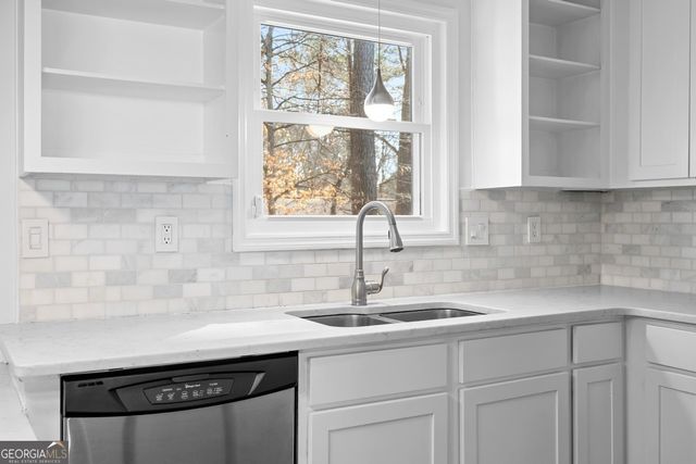 4011 Avalon Parkway NW, Kennesaw, GA 30144