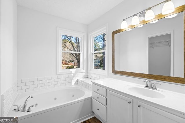 4011 Avalon Parkway NW, Kennesaw, GA 30144