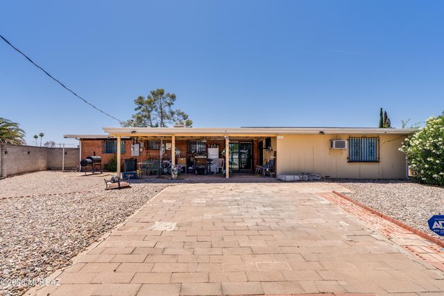 145 S Evelyn Avenue, Tucson, AZ 85710