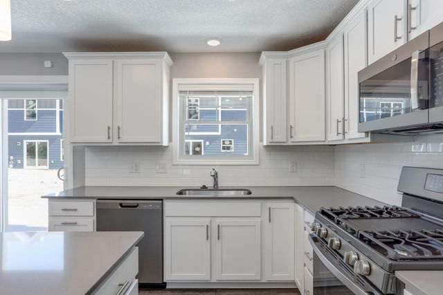 1142 Middlefield Road, Medina, MN 55340