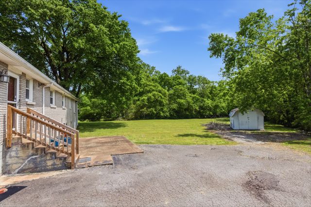 1345 Cheshire Dr, Nashville, TN 37207