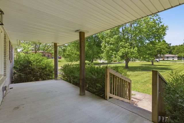 1345 Cheshire Dr, Nashville, TN 37207