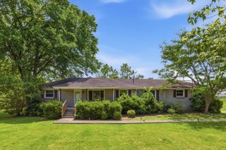 1345 Cheshire Dr, Nashville, TN 37207