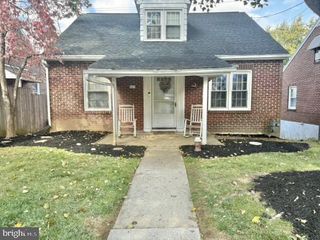 583 HILLCREST RD, York, PA 17403