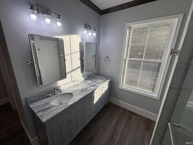 1200 N Cabernet Court, Vincennes, IN 47591