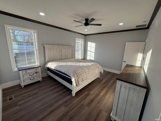 1200 N Cabernet Court, Vincennes, IN 47591