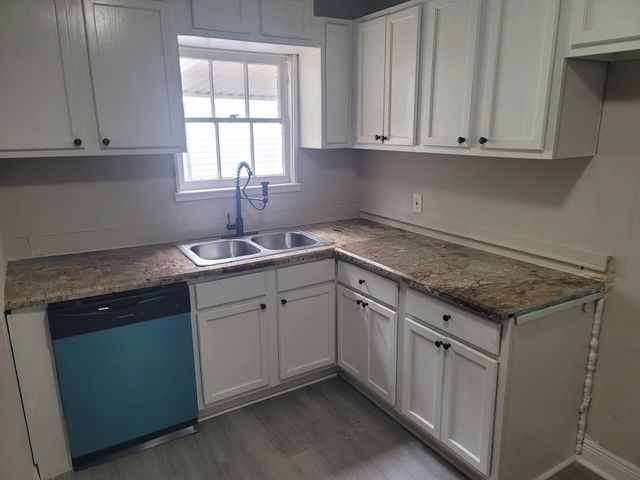 911 N Ashbel Street, Baytown, TX 77520