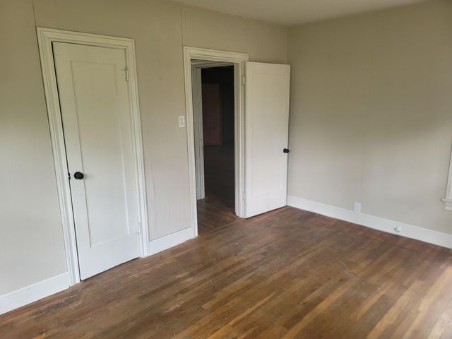911 N Ashbel Street, Baytown, TX 77520