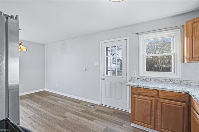 46 Wellington DR, Hampton, VA 23666