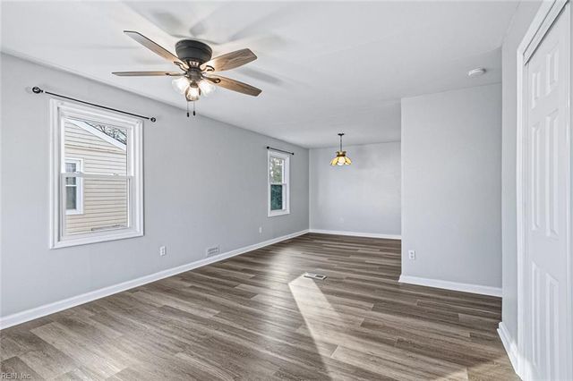 46 Wellington DR, Hampton, VA 23666