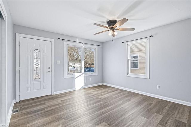 46 Wellington DR, Hampton, VA 23666