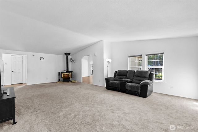 10 E Rose Lane, Shelton, WA 98584