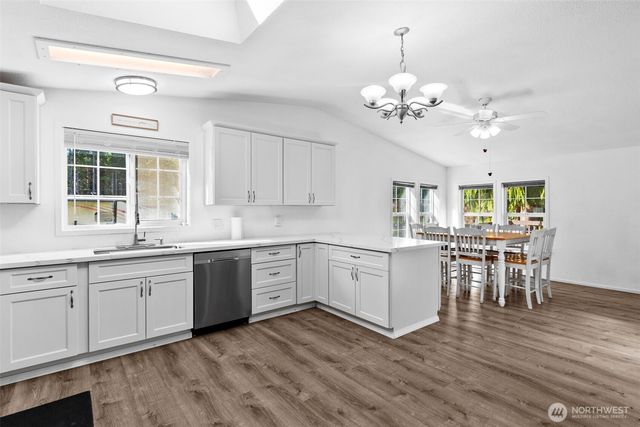 10 E Rose Lane, Shelton, WA 98584