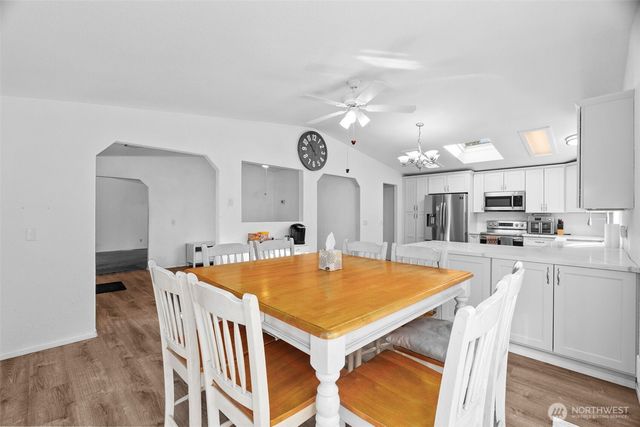 10 E Rose Lane, Shelton, WA 98584