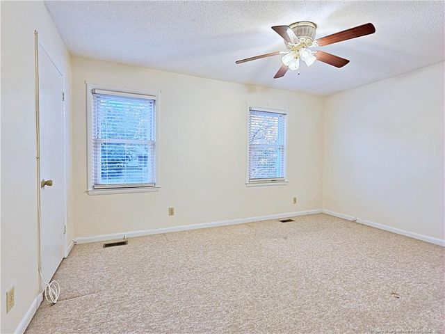 883 De Paul Drive, Fayetteville, NC 28311