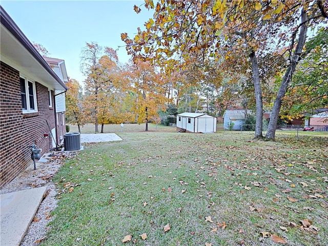 883 De Paul Drive, Fayetteville, NC 28311