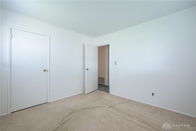 1307 Cobblestone Street, Dayton, OH 45432