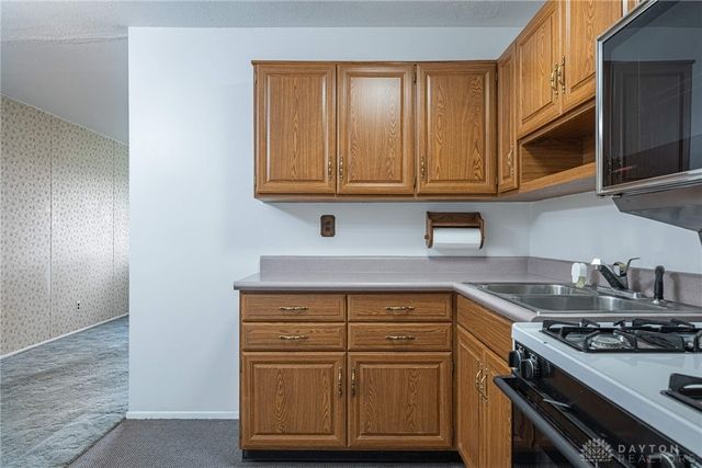 1307 Cobblestone Street, Dayton, OH 45432