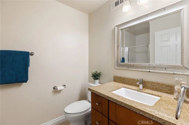 14 Woodgrove 19, Irvine, CA 92604