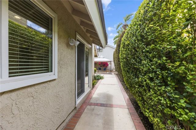 14 Woodgrove 19, Irvine, CA 92604