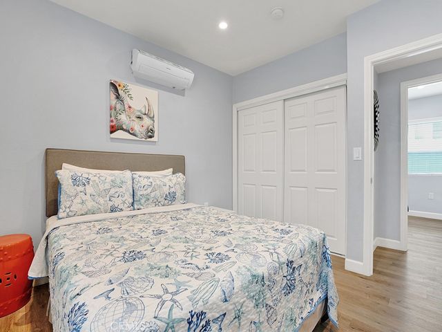 1320 W Balboa Boulevard, Newport Beach, CA 92661