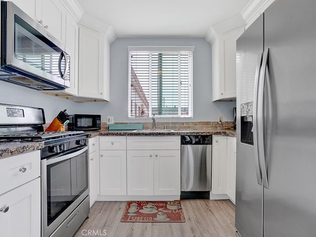 1320 W Balboa Boulevard, Newport Beach, CA 92661