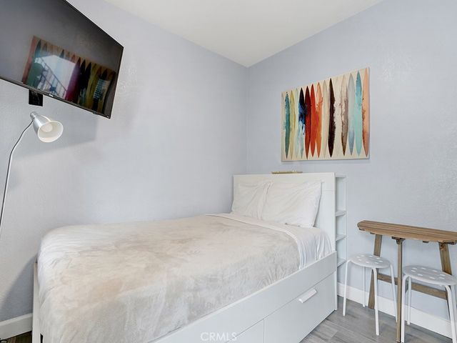 1320 W Balboa Boulevard, Newport Beach, CA 92661