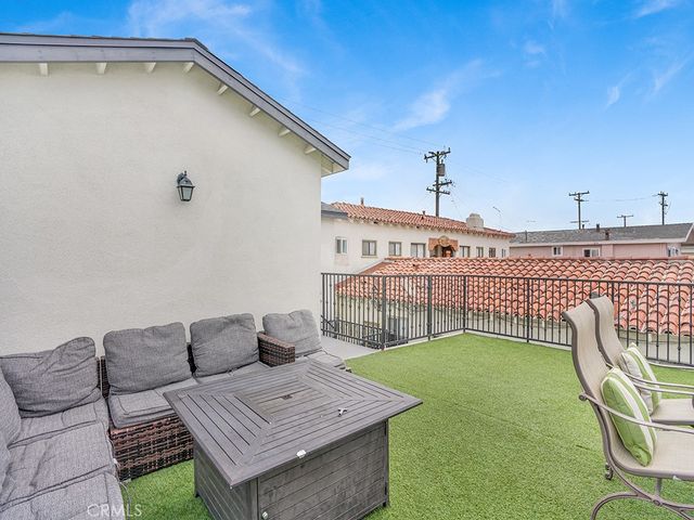 1320 W Balboa Boulevard, Newport Beach, CA 92661