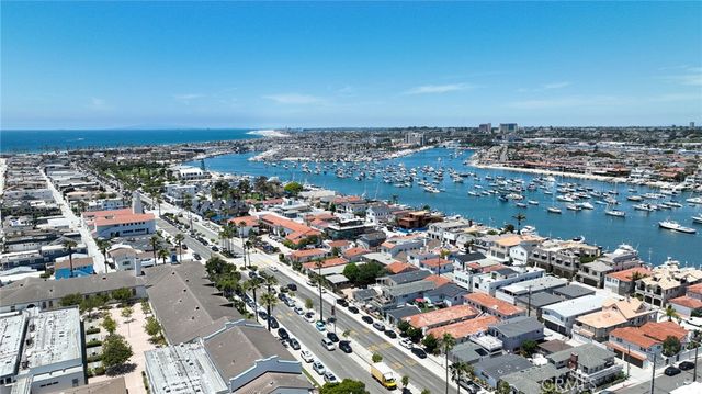 1320 W Balboa Boulevard, Newport Beach, CA 92661