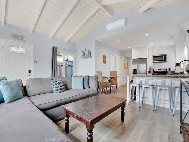 1320 W Balboa Boulevard, Newport Beach, CA 92661