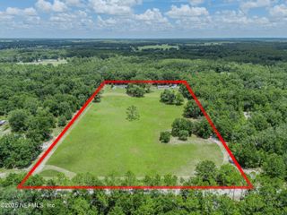 261 SW BEYOND Court, Lake City, FL 32024
